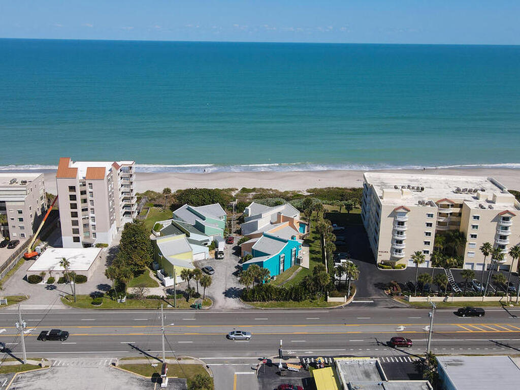 959 N Highway A1a Highway, Indialantic, FL 32903