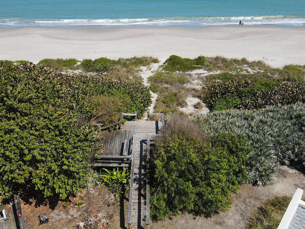 959 N Highway A1a Highway, Indialantic, FL 32903