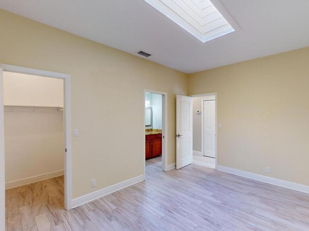 959 N Highway A1a Highway, Indialantic, FL 32903