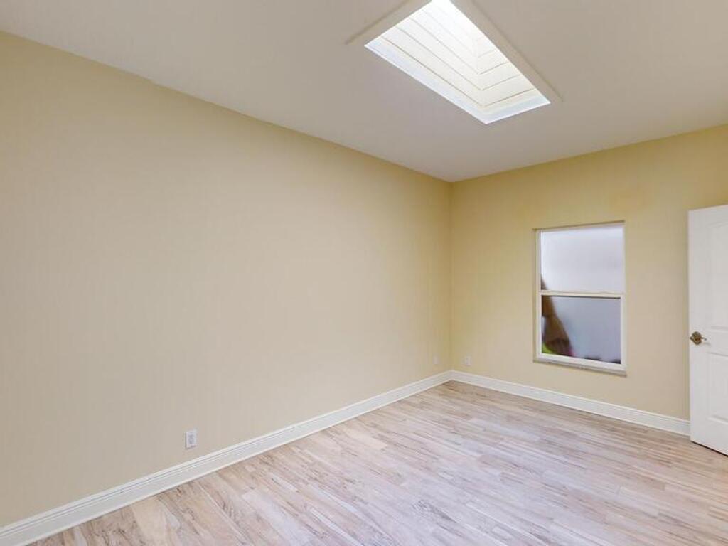 959 N Highway A1a Highway, Indialantic, FL 32903