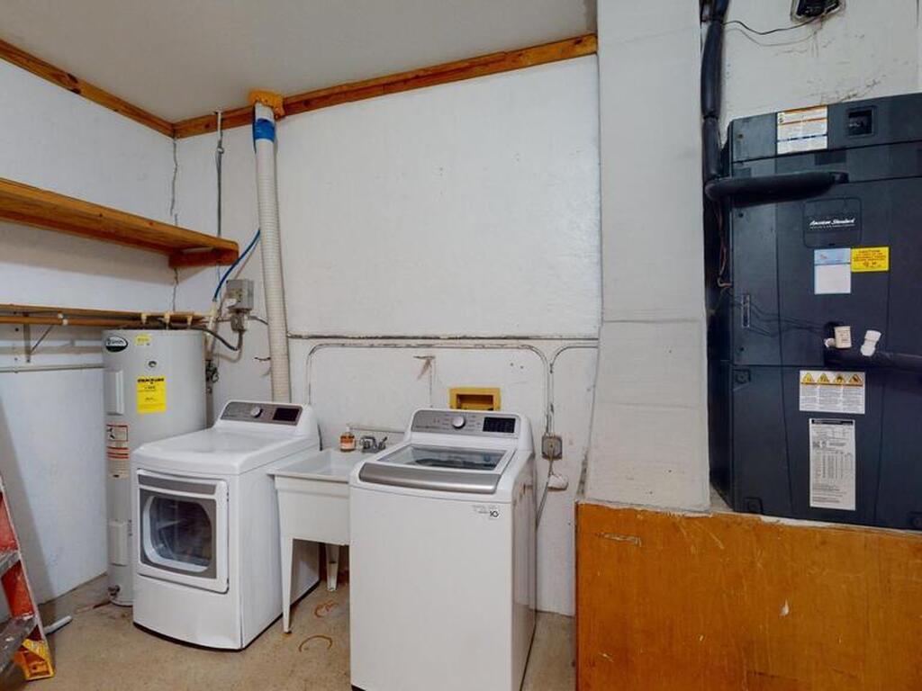 959 N Highway A1a Highway, Indialantic, FL 32903