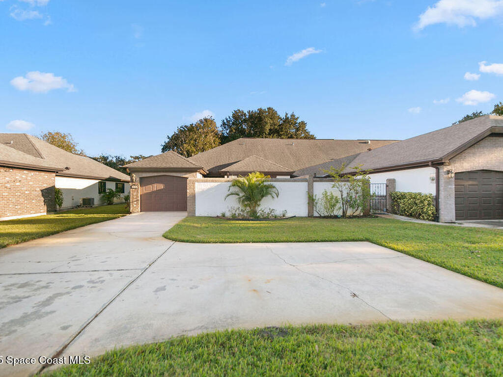 2131 Kings Cross Street, Titusville, FL 32796