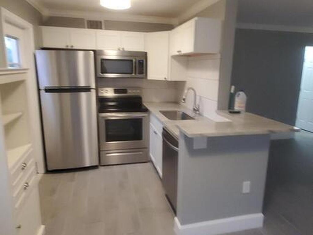 420 Monroe Avenue, Cape Canaveral, FL 32920