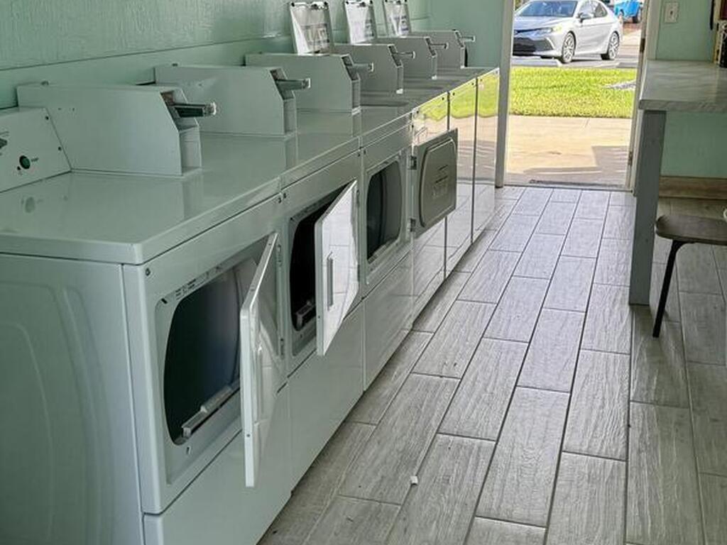 425 Harrison Avenue, Cape Canaveral, FL 32920