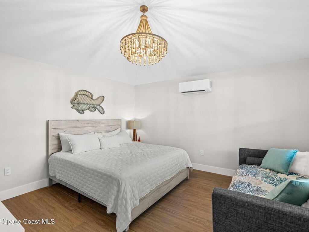 2021 S Orlando Avenue, Cocoa Beach, FL 32931