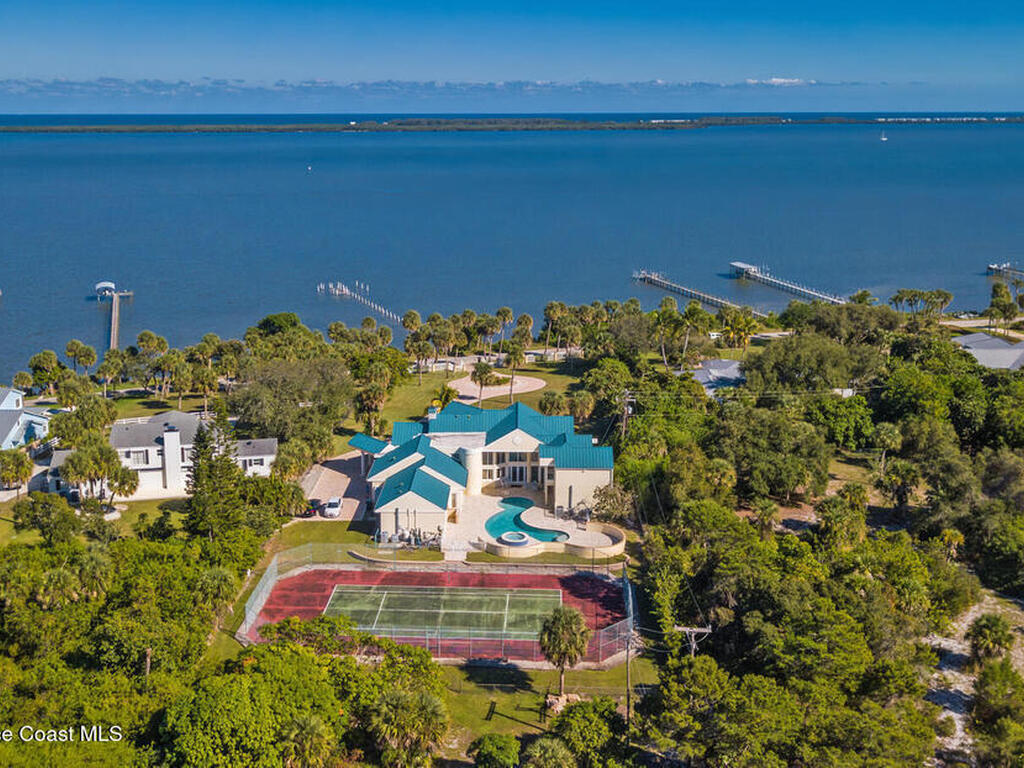 3343 S Indian River Drive, Fort Pierce, FL 34982