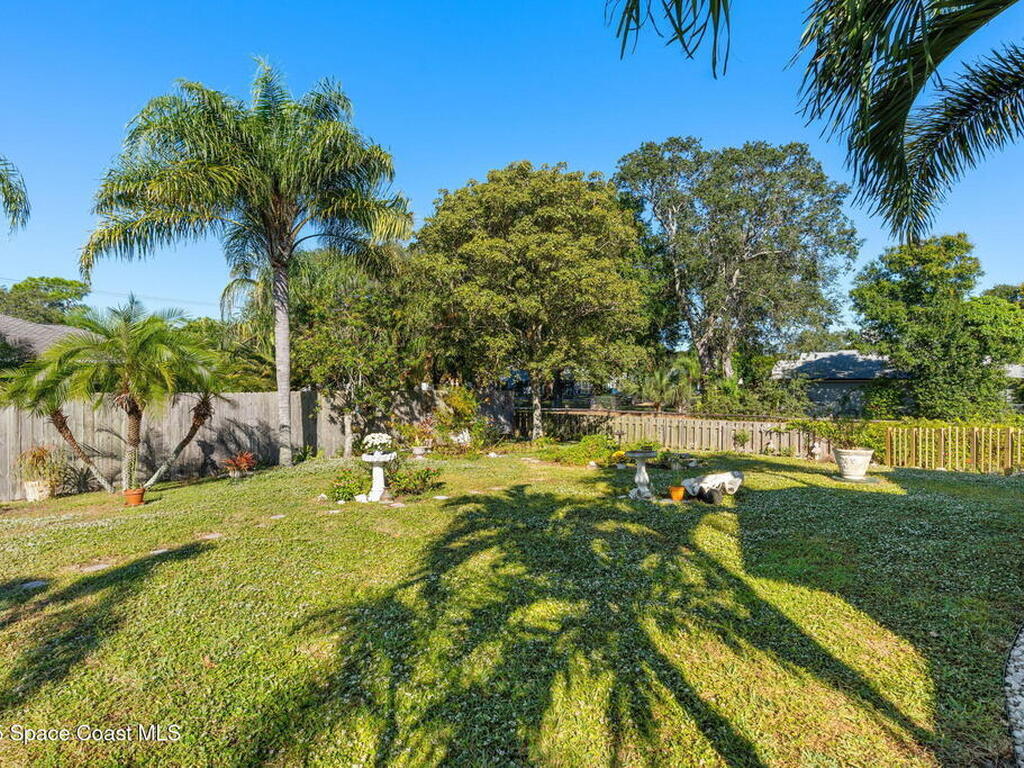 1564 S Tropical Trail, Merritt Island, FL 32952