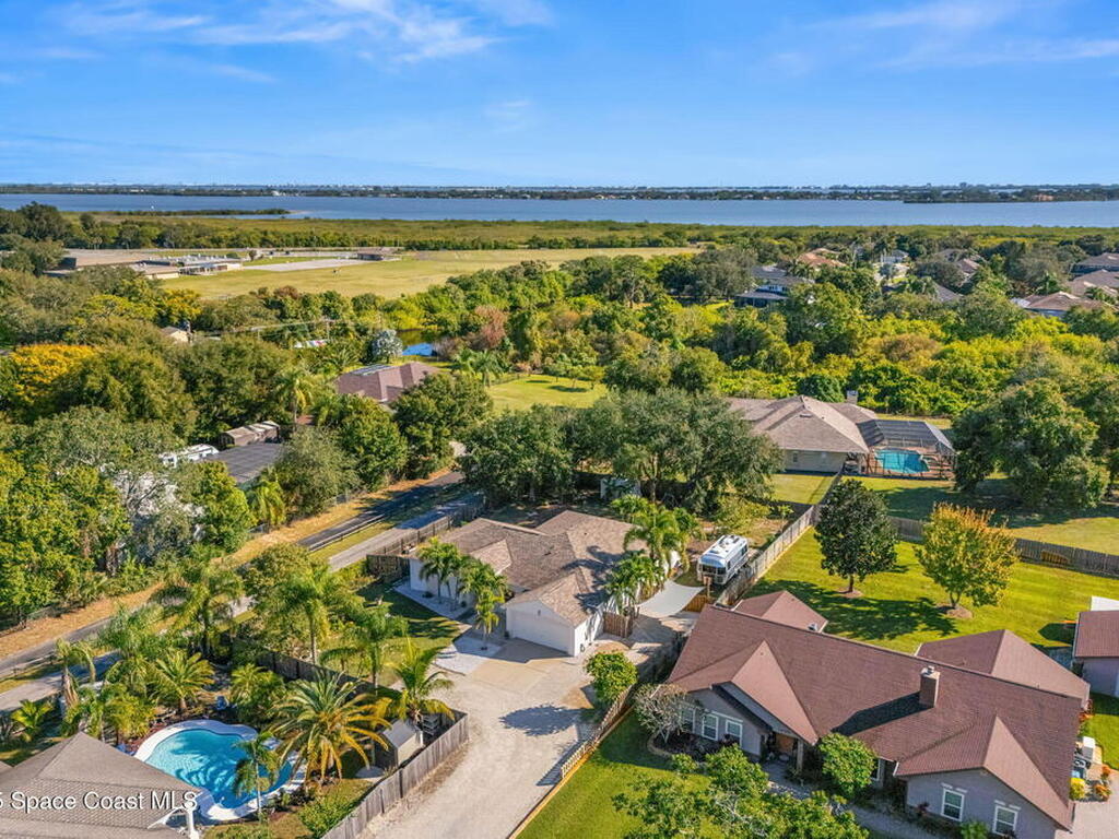 1564 S Tropical Trail, Merritt Island, FL 32952