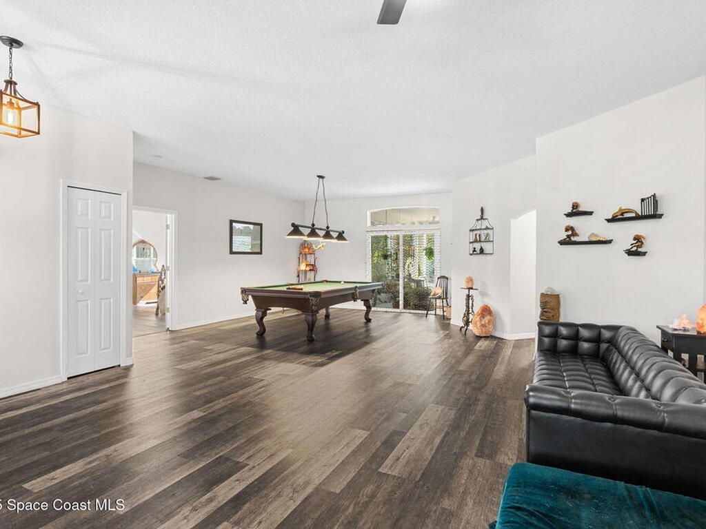 1564 S Tropical Trail, Merritt Island, FL 32952