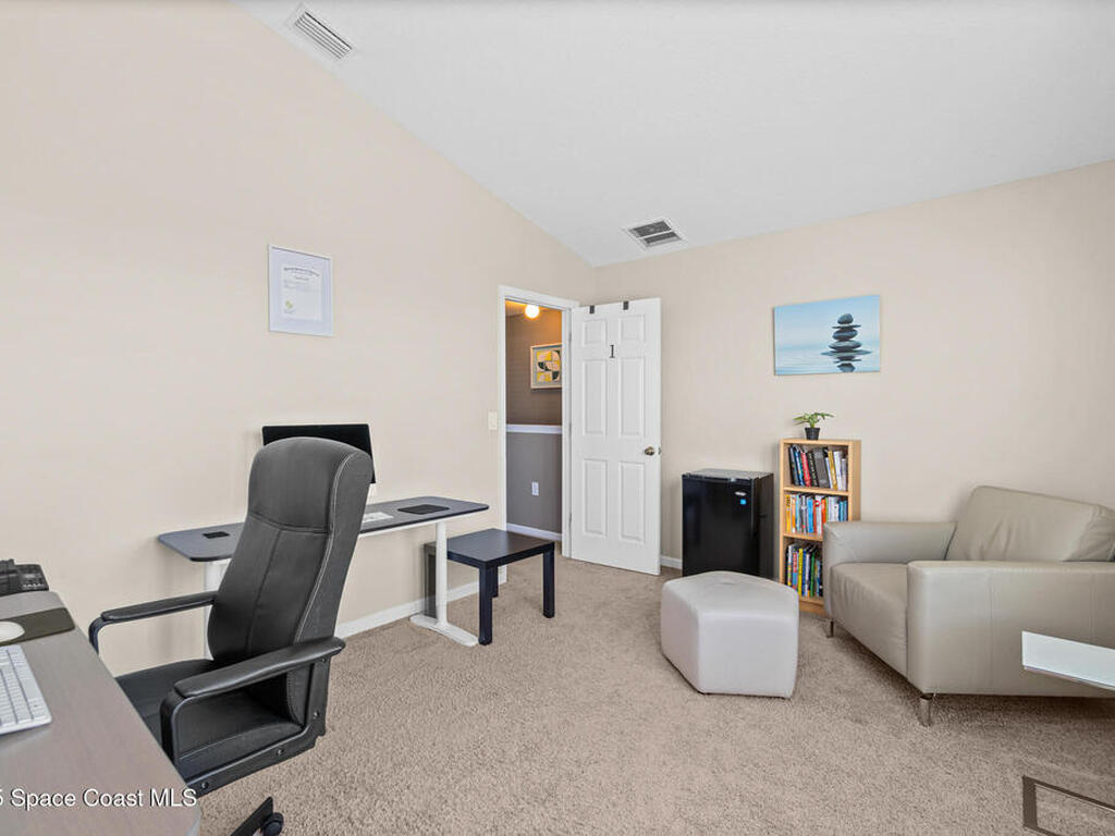 2389 Snapdragon Drive, Palm Bay, FL 32907