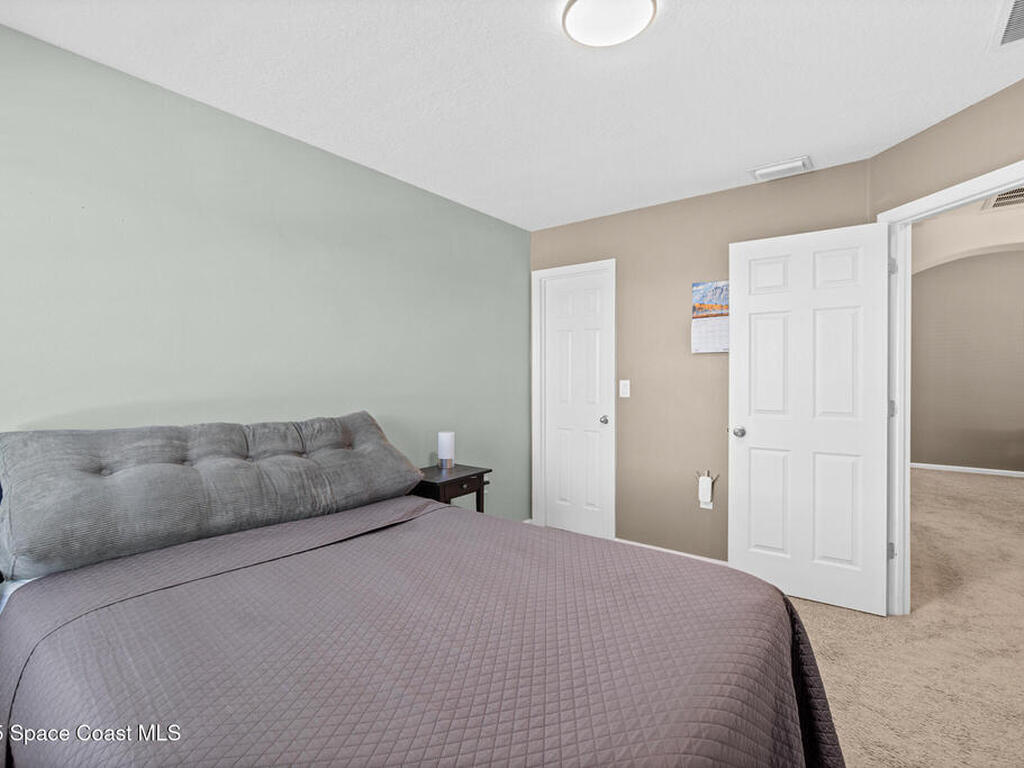 2389 Snapdragon Drive, Palm Bay, FL 32907