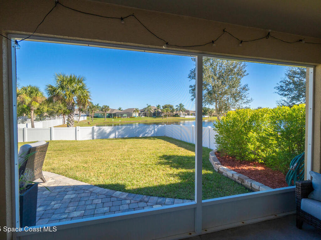 2389 Snapdragon Drive, Palm Bay, FL 32907