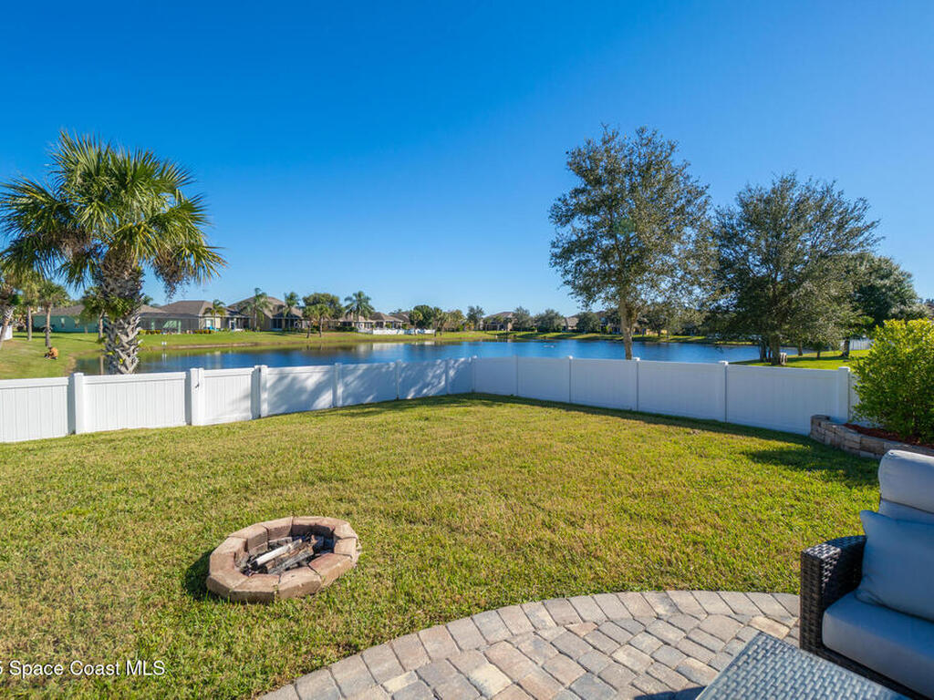 2389 Snapdragon Drive, Palm Bay, FL 32907