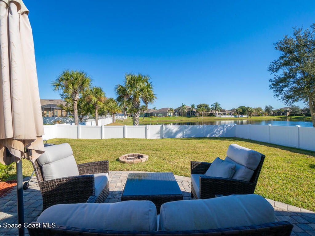 2389 Snapdragon Drive, Palm Bay, FL 32907