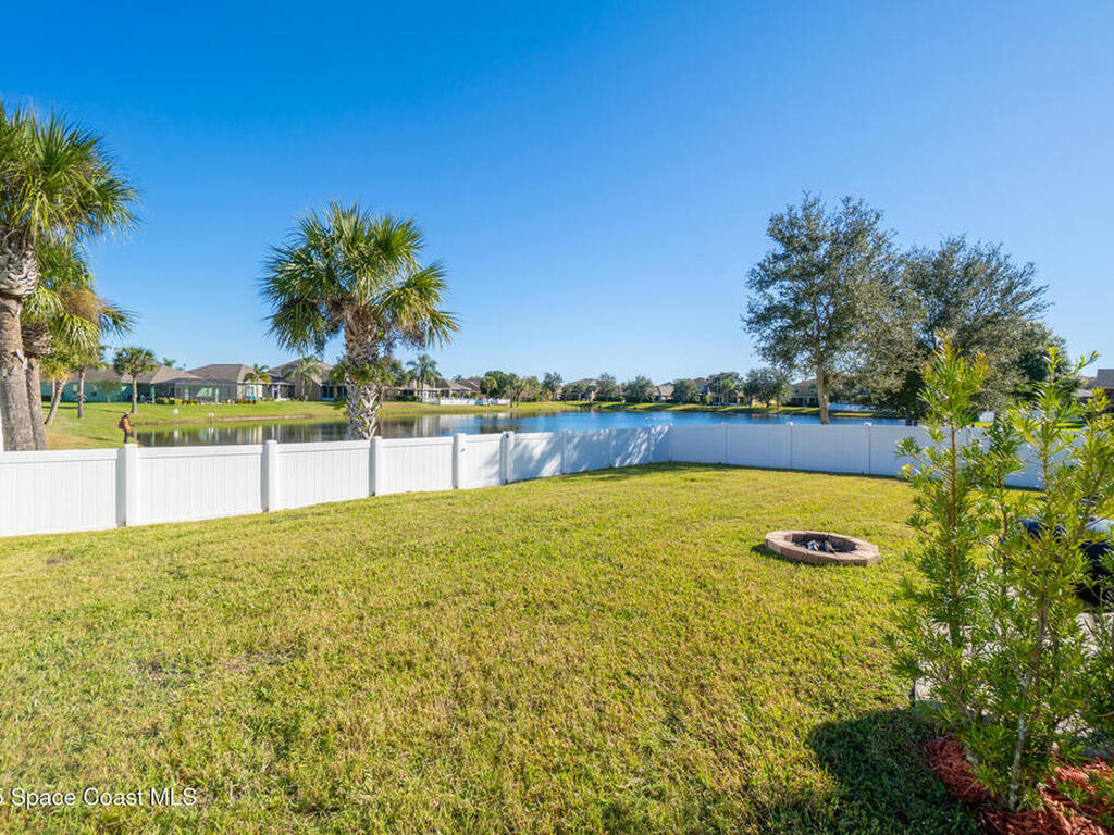 2389 Snapdragon Drive, Palm Bay, FL 32907