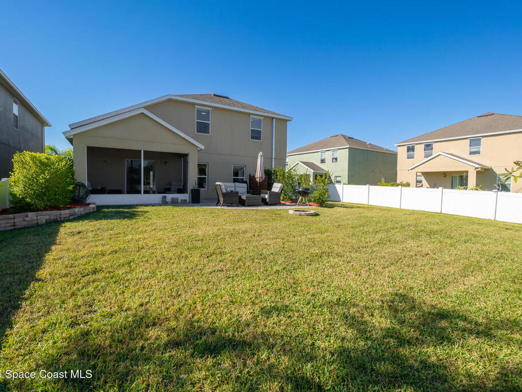 2389 Snapdragon Drive, Palm Bay, FL 32907