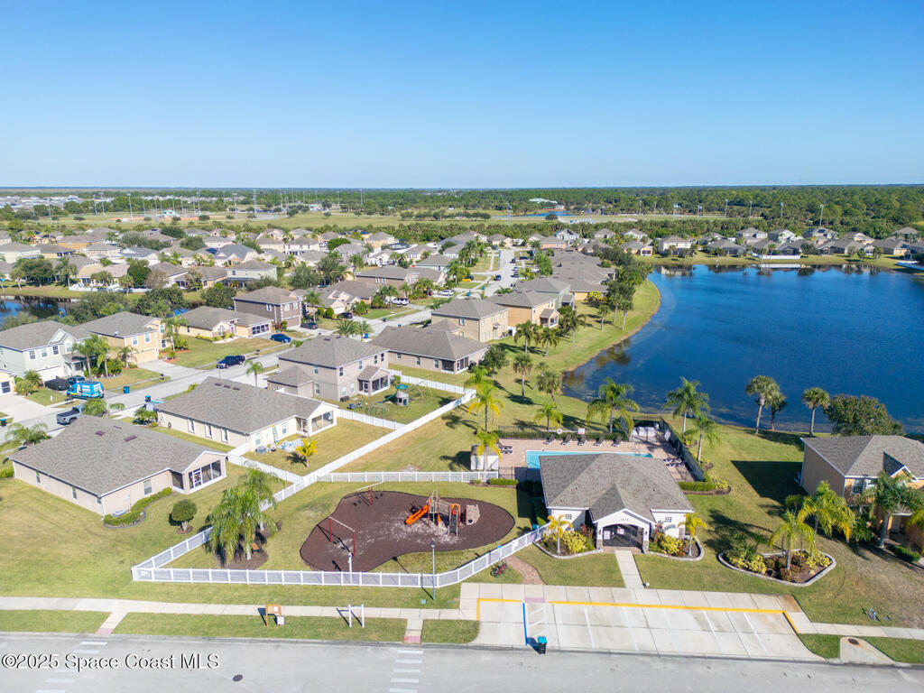 2389 Snapdragon Drive, Palm Bay, FL 32907