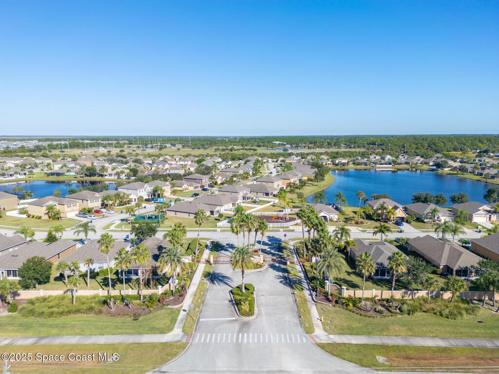 2389 Snapdragon Drive, Palm Bay, FL 32907