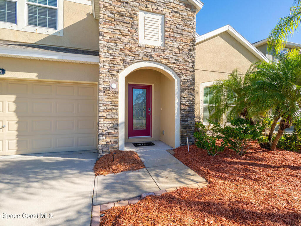 2389 Snapdragon Drive, Palm Bay, FL 32907