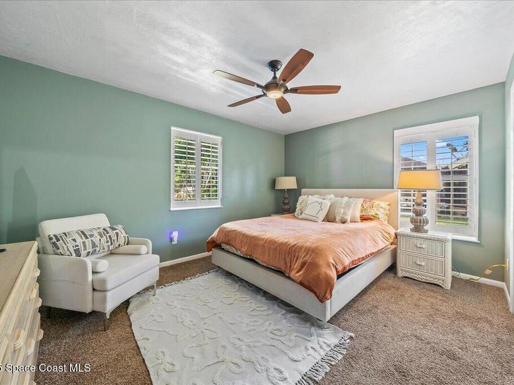 500 10th Street, Vero Beach, FL 32962