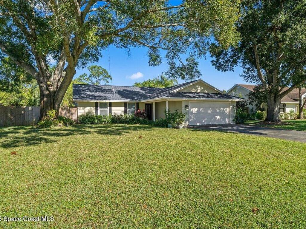 500 10th Street, Vero Beach, FL 32962