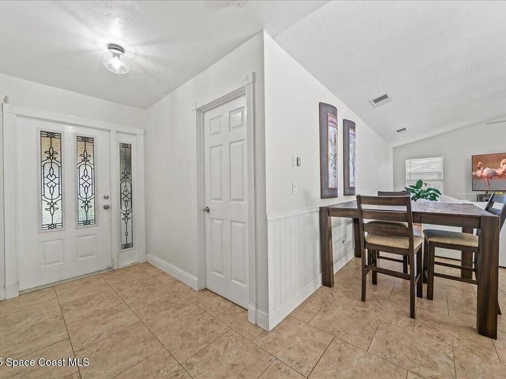 500 10th Street, Vero Beach, FL 32962