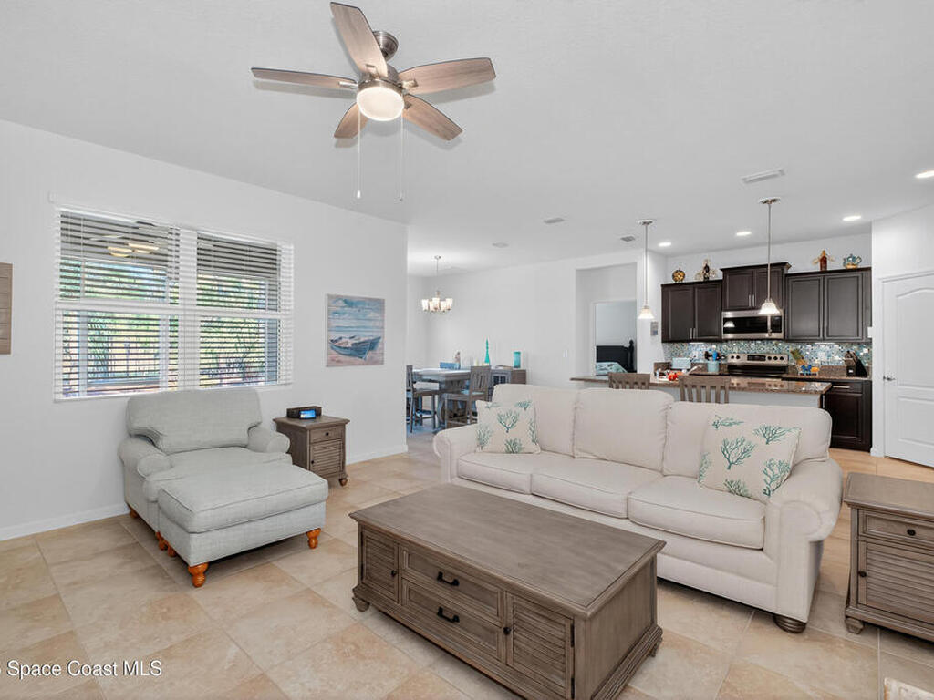 725 Remington Green Drive, Palm Bay, FL 32909