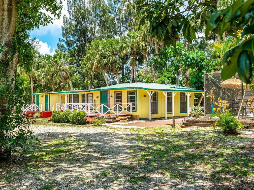 7680 Highway 1, Micco, FL 32976