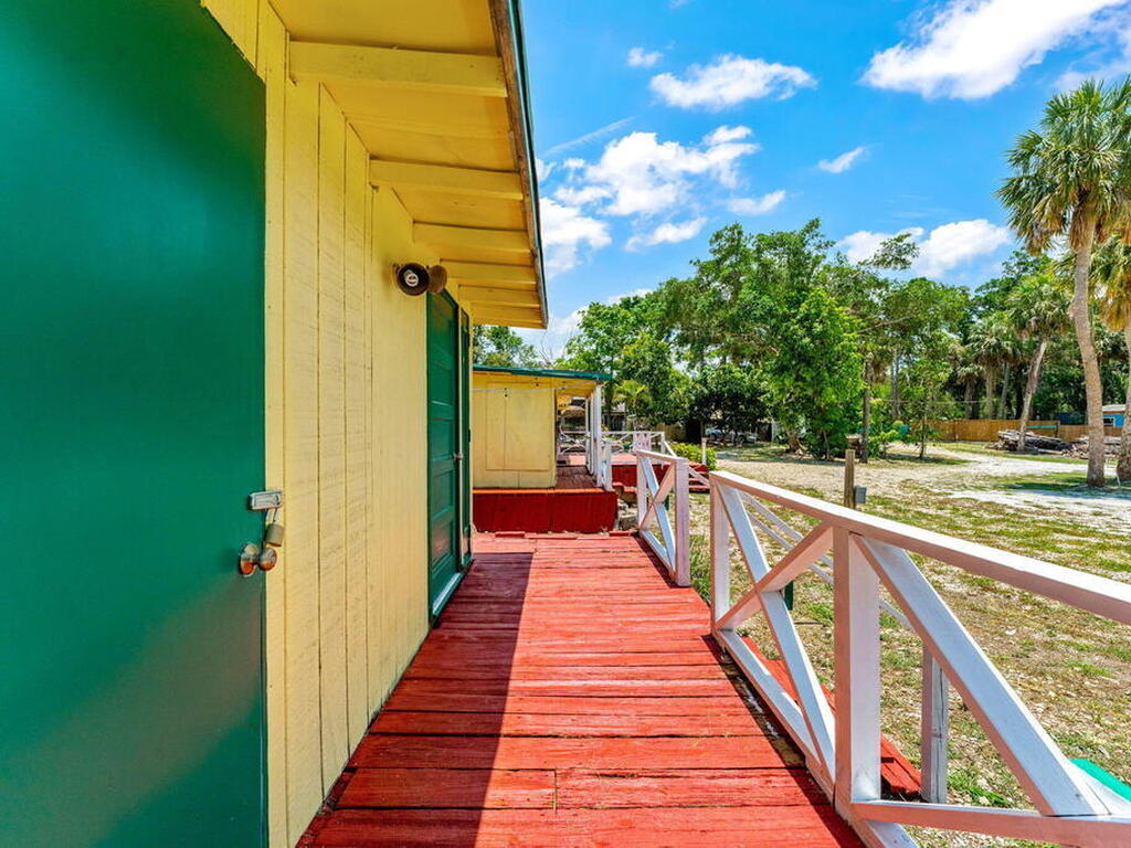 7680 Highway 1, Micco, FL 32976