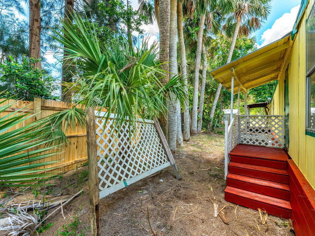 7680 Highway 1, Micco, FL 32976