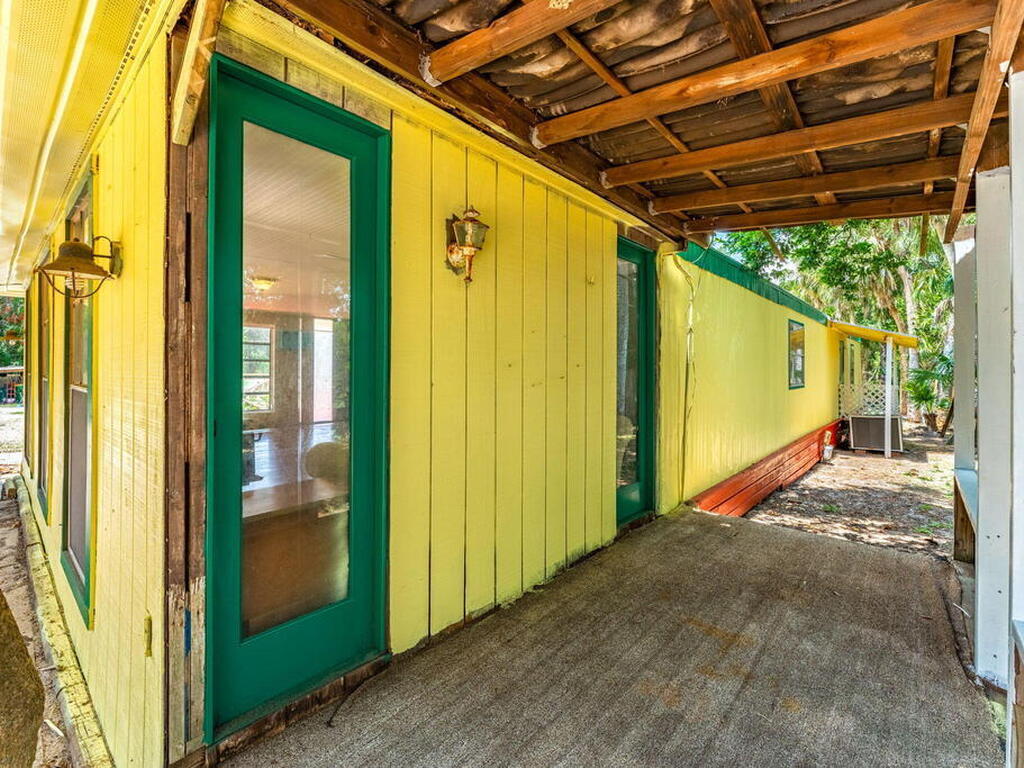 7680 Highway 1, Micco, FL 32976