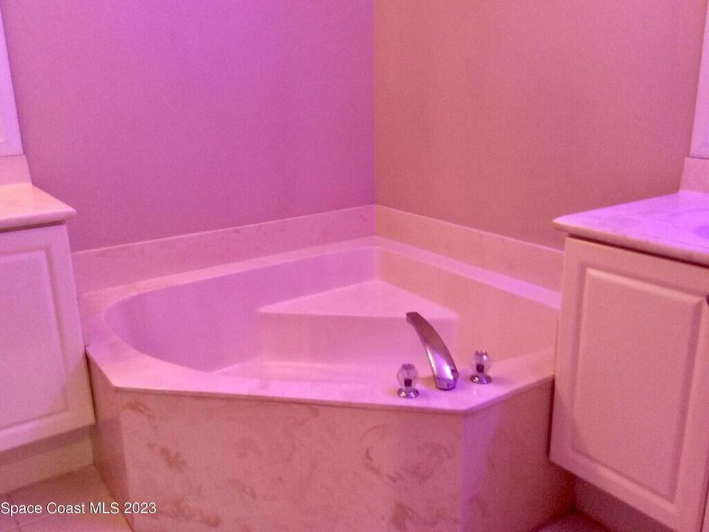 812 Middleton Drive, Vero Beach, FL 32962