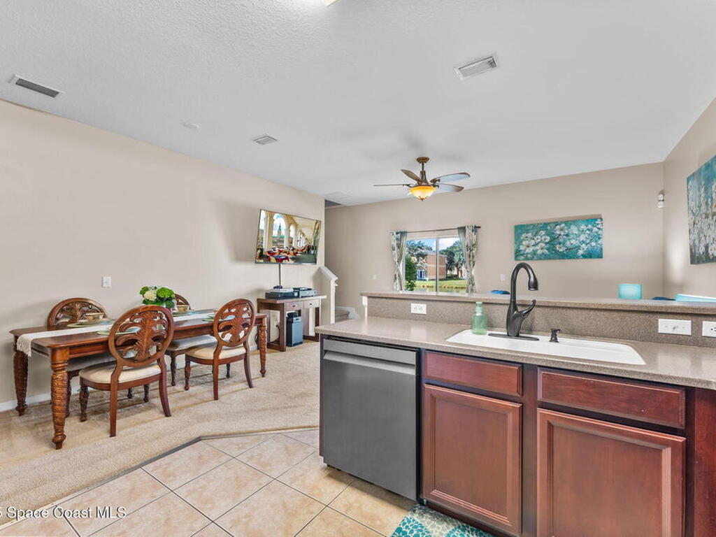 2690 Revolution Street, Melbourne, FL 32935