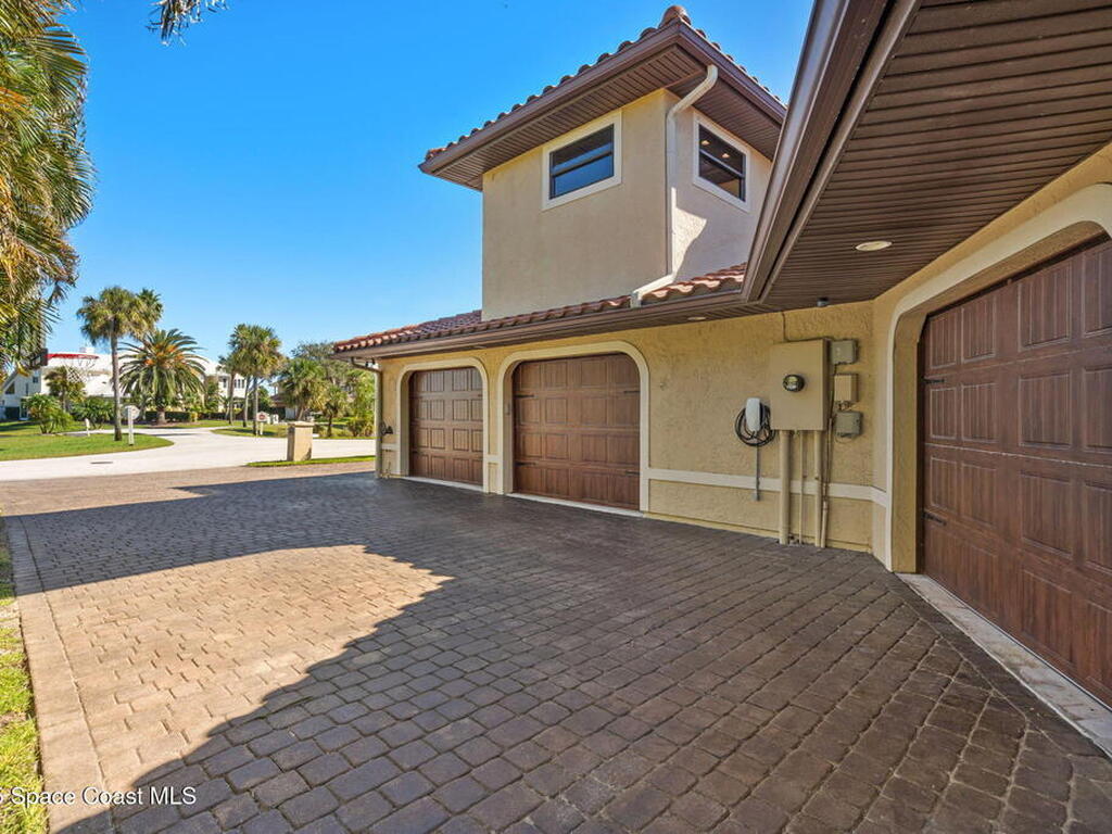 762 Loggerhead Island Drive, Satellite Beach, FL 32937