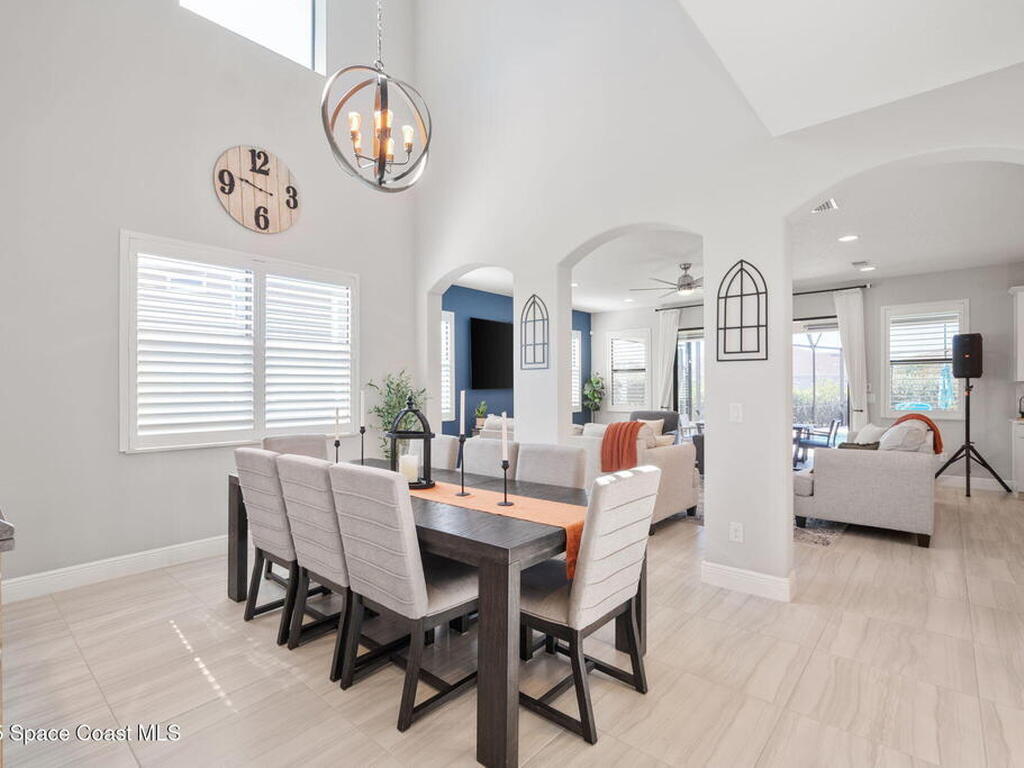 8252 Paragrass Avenue, Melbourne, FL 32940