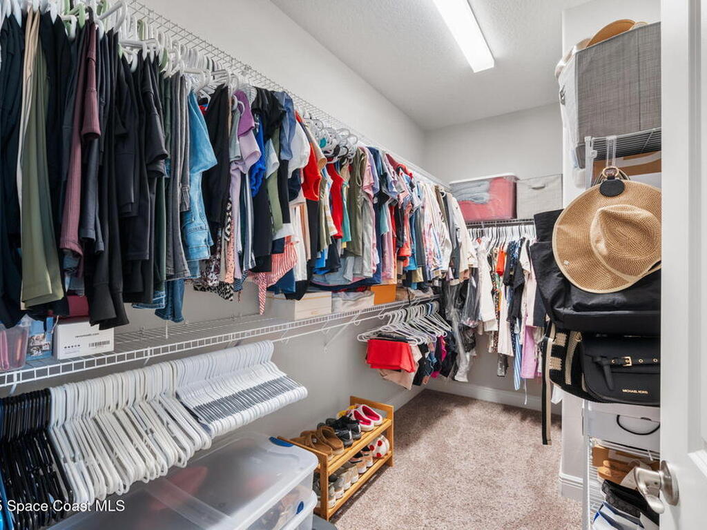 8252 Paragrass Avenue, Melbourne, FL 32940