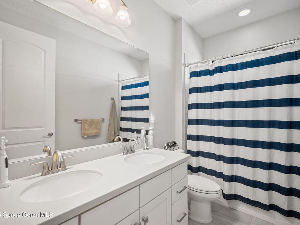 8252 Paragrass Avenue, Melbourne, FL 32940