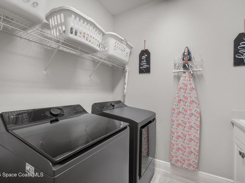 8252 Paragrass Avenue, Melbourne, FL 32940