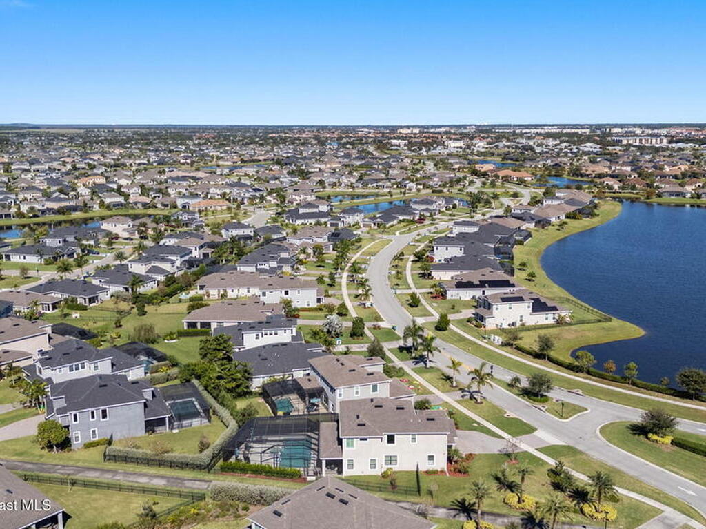 8252 Paragrass Avenue, Melbourne, FL 32940