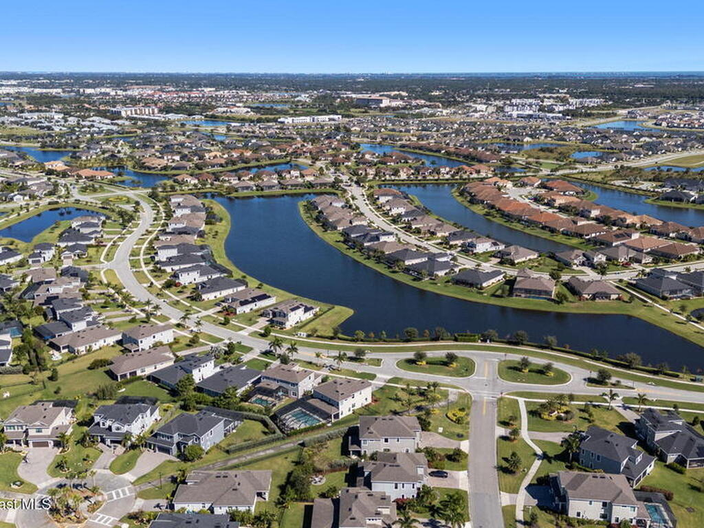 8252 Paragrass Avenue, Melbourne, FL 32940