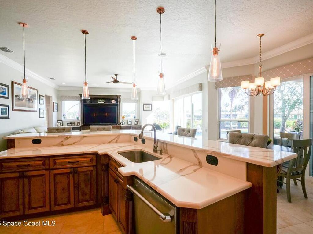 256 Lanternback Island Drive, Satellite Beach, FL 32937