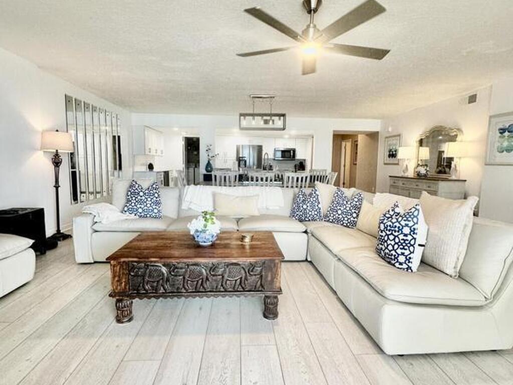 6770 Ridgewood Avenue, Cocoa Beach, FL 32931