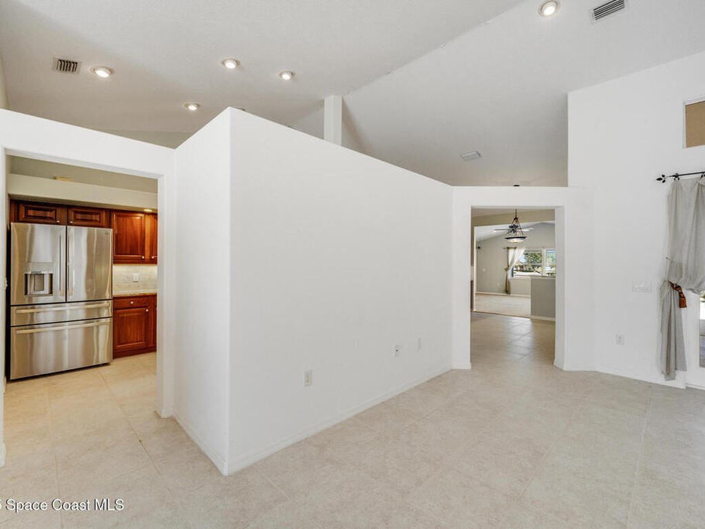 1519 Eagles Circle, Sebastian, FL 32958