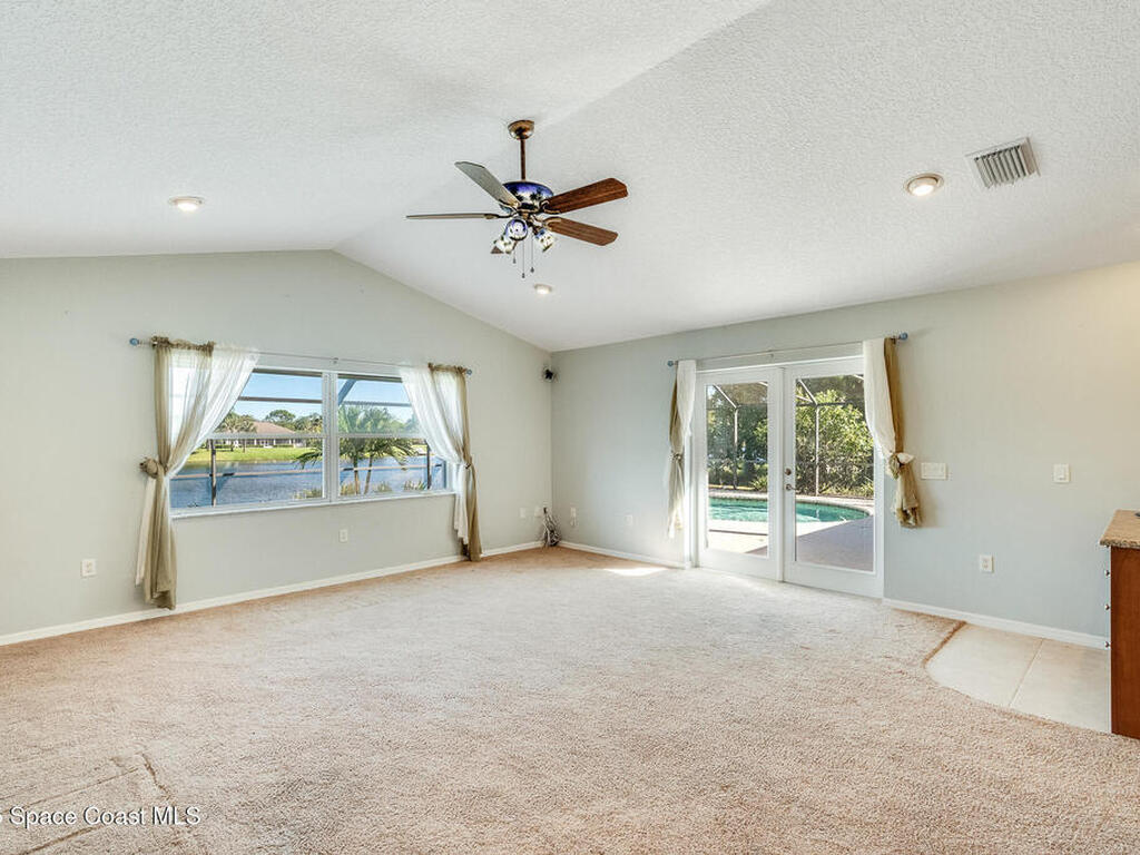 1519 Eagles Circle, Sebastian, FL 32958