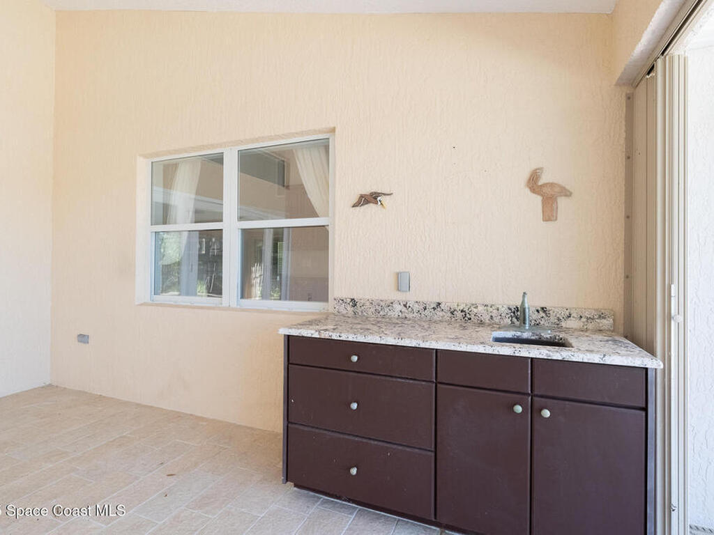 1519 Eagles Circle, Sebastian, FL 32958