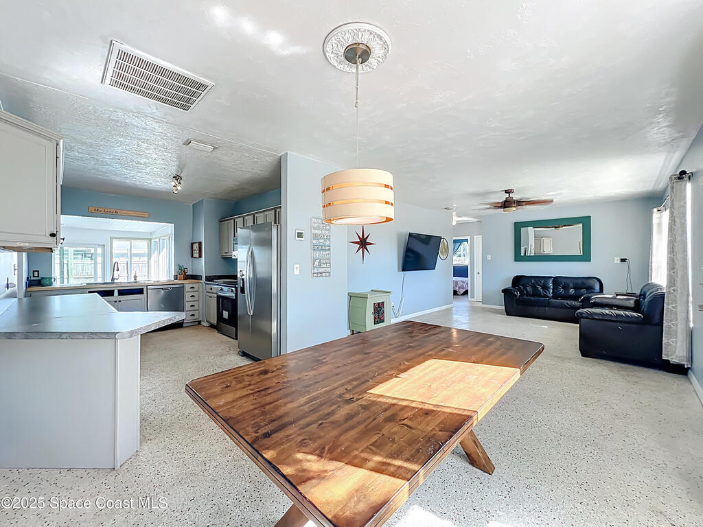 113 SE 1st Street, Satellite Beach, FL 32937