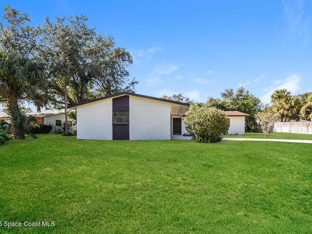 1964 N Carpenter Road, Titusville, FL 32796