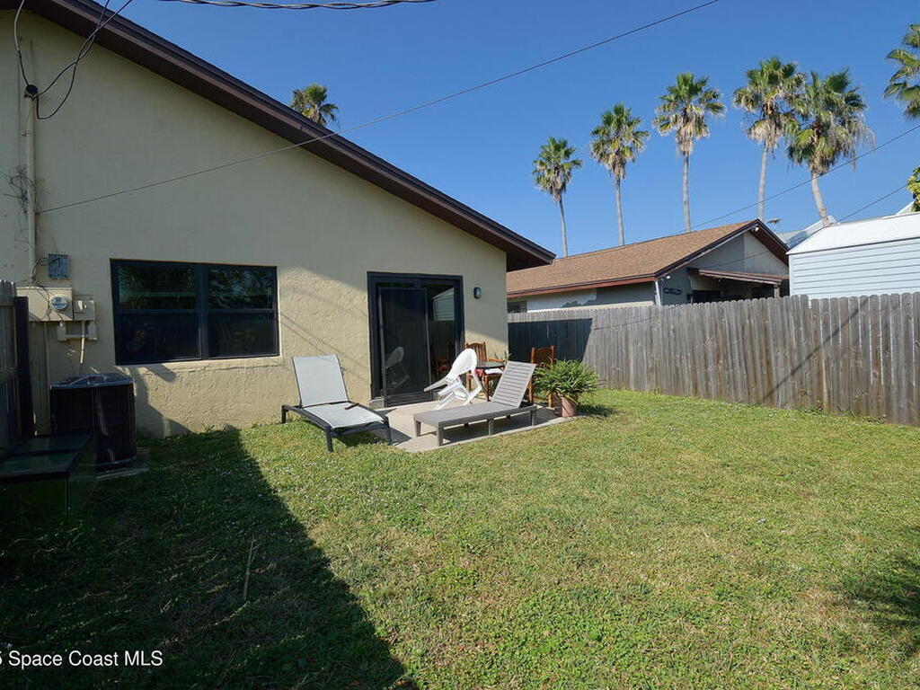 141 Woodland Avenue, Cocoa Beach, FL 32931