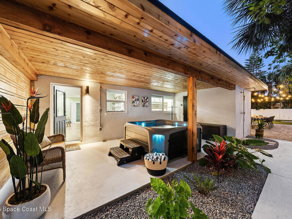 333 Tyler Avenue, Cape Canaveral, FL 32920