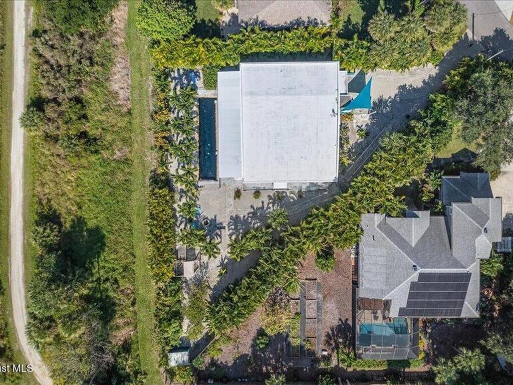 7144 Floridana Avenue, Melbourne Beach, FL 32951